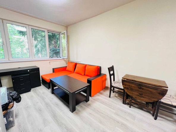 Дава се под наем Двустаен апартамент в София, Лозенец - 65 кв.м за 550 € - Снимка #1