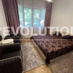 Дава се под наем Двустаен апартамент в Варна, Център - 70 кв.м за 395 € - Снимка #1