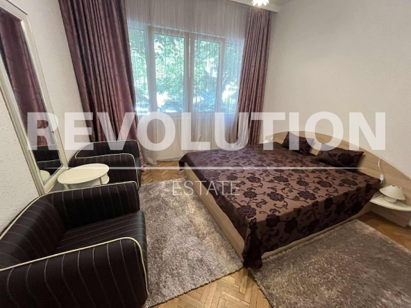 Дава се под наем Двустаен апартамент в Варна, Център - 70 кв.м за 395 € - Снимка #1