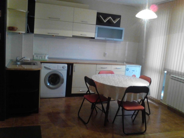 Дава се под наем Двустаен апартамент в Русе, Възраждане - 61 кв.м за 300.9 € - Снимка #1