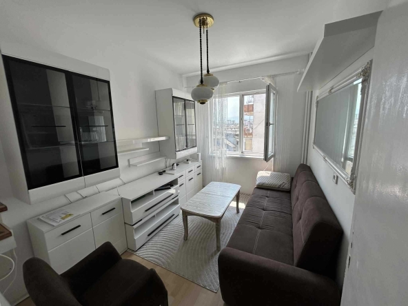 Тристаен апартамент в Пловдив, Център - 67 кв.м за 2239 €/кв.м - Снимка #1