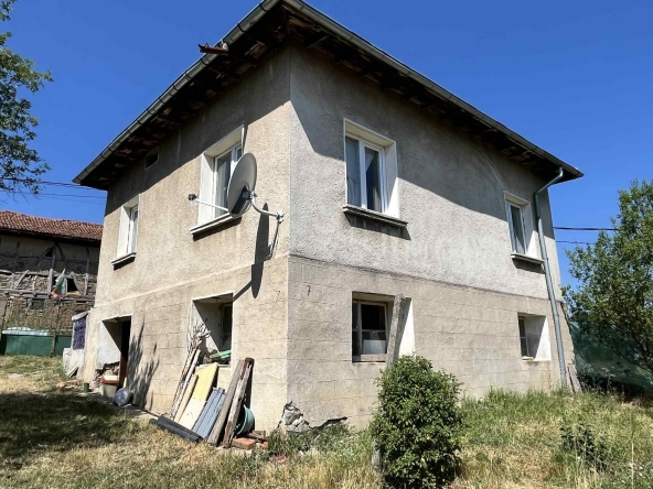 Къща в с. Ковачевци, Област София-област - 685 кв.м за 112 €/кв.м - Снимка #1