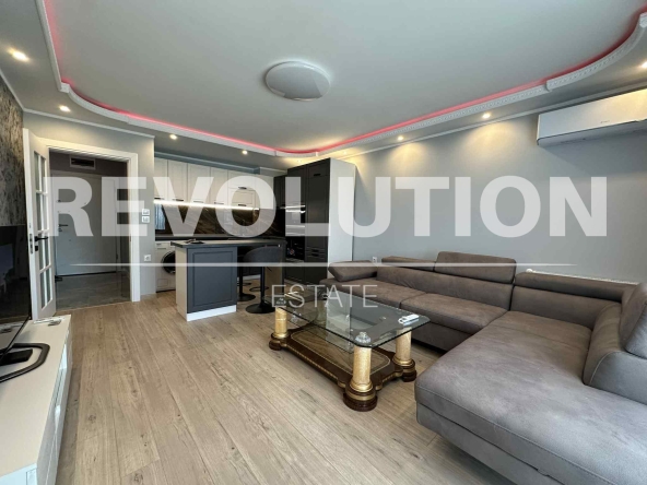 Дава се под наем Двустаен апартамент в Пловдив, Христо Смирненски - 80 кв.м за 700 € - Снимка #1