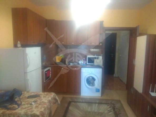 Дава се под наем Едностаен апартамент в Варна, Лятно кино Тракия - 30 кв.м за 225 € - Снимка #1