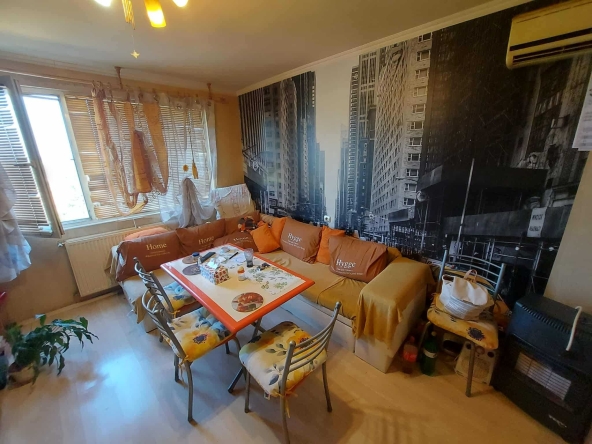 Тристаен апартамент в Търговище, Запад 2 - 90 кв.м за 992 €/кв.м - Снимка #1