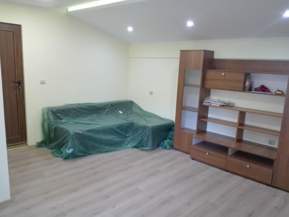 Дава се под наем Етаж от къща в с. Панчарево, Област София-град - 65 кв.м за 383 € - Снимка #1