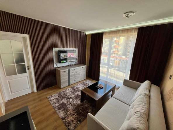 Двустаен апартамент в к.к. Слънчев бряг - 60 кв.м за 1134 €/кв.м - Снимка #1
