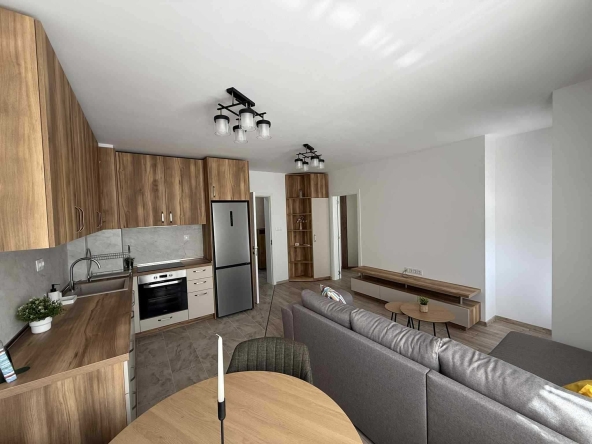 Дава се под наем Двустаен апартамент в Пловдив, Каменица 1 - 70 кв.м за 470 € - Снимка #1