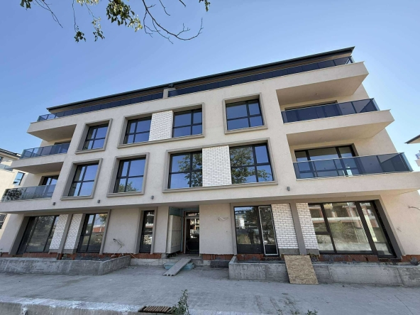 Тристаен апартамент в Пловдив, Западен - 109 кв.м за 1490 €/кв.м - Снимка #1