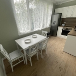 Дава се под наем Двустаен апартамент в Бургас, Лазур - 70 кв.м за 612 € - Снимка #1