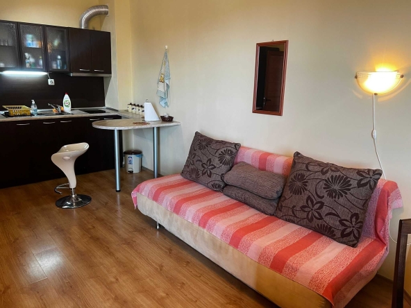 Двустаен апартамент в к.к. Слънчев бряг - 64 кв.м за 1235 €/кв.м - Снимка #1