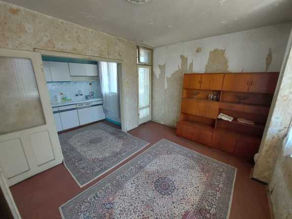 Четиристаен апартамент в Търговище, Център - 109 кв.м за 1006 €/кв.м - Снимка #1