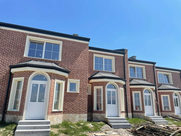 Къща в с. Скутаре, Област Пловдив - 117 кв.м за 812 €/кв.м - Снимка #1