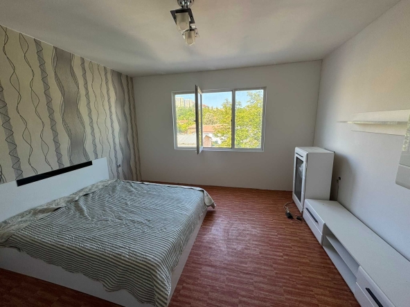 Едностаен апартамент в Габрово, Център - 28 кв.м за 893 €/кв.м - Снимка #1