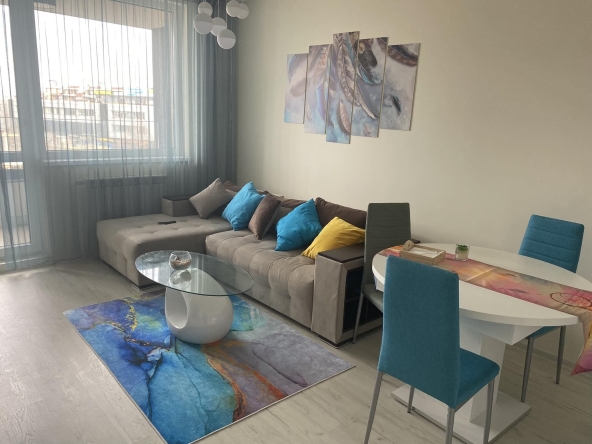 Дава се под наем Двустаен апартамент в София, Люлин 6 - 54 кв.м за 486 € - Снимка #1