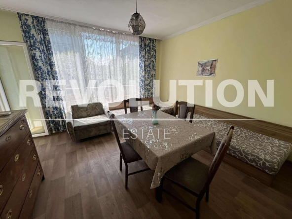 Дава се под наем Двустаен апартамент в Варна, Окръжна болница - 50 кв.м за 300 € - Снимка #1