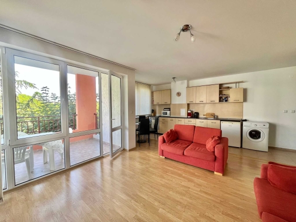 Двустаен апартамент в с. Равда, Област Бургас - 84 кв.м за 119 €/кв.м - Снимка #1