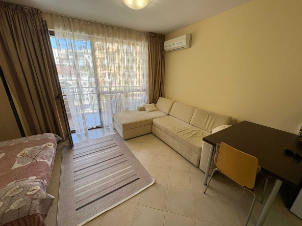 Едностаен апартамент в к.к. Слънчев бряг - 42 кв.м за 1667 €/кв.м - Снимка #1