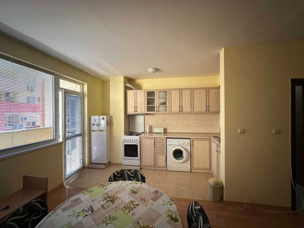 Дава се под наем Двустаен апартамент в Велико Търново, Бузлуджа - 60 кв.м за 306 € - Снимка #1