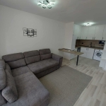 Дава се под наем Двустаен апартамент в Търговище, Вароша - 60 кв.м за 306 € - Снимка #1