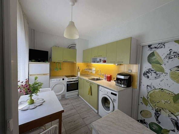 Дава се под наем Едностаен апартамент в София, Младост 4 - 46 кв.м за 561 € - Снимка #1