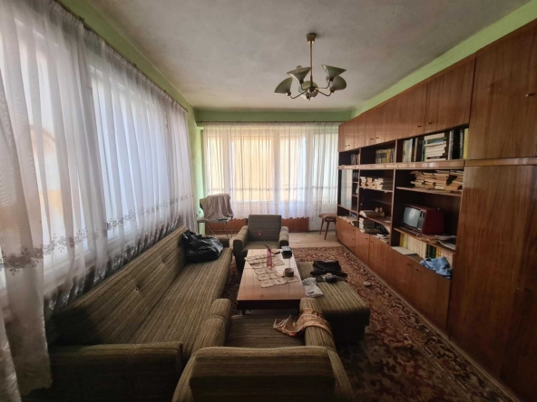 Етаж от къща в Хасково, Център - 116 кв.м за 660 €/кв.м - Снимка #1