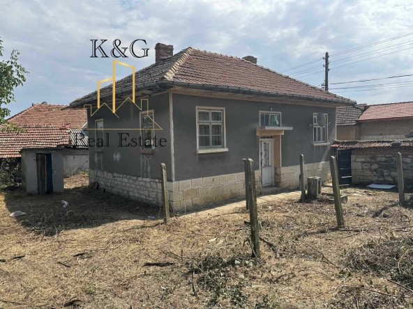 Къща в с. Дряновец, Област Разград - 60 кв.м за 782 €/кв.м - Снимка #1