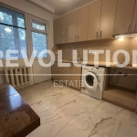 Дава се под наем Тристаен апартамент в Пловдив, Младежки Хълм - 80 кв.м за 357 € - Снимка #1