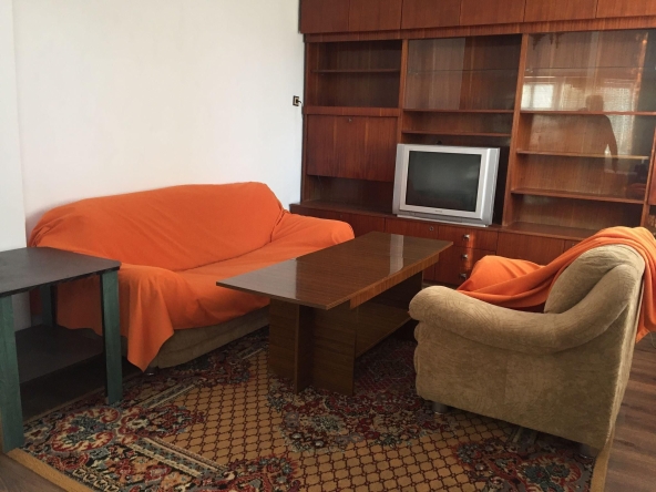 Дава се под наем Етаж от къща в Пловдив, Христо Смирненски - 68 кв.м за 408 € - Снимка #1