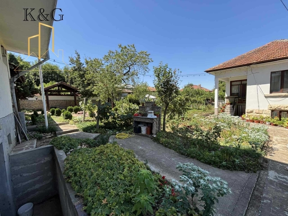 Къща в Разград, Житница - 170 кв.м за 2400 €/кв.м - Снимка #1