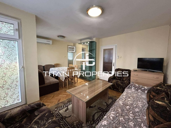 Дава се под наем Тристаен апартамент в Варна, Център - 100 кв.м за 664 € - Снимка #1