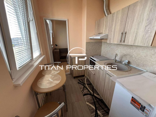 Дава се под наем Двустаен апартамент в Варна, Възраждане 3 - 52 кв.м за 383 € - Снимка #1