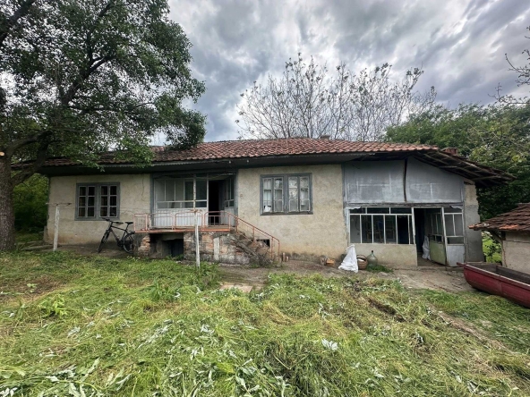 Къща в с. Калипетрово, Област Силистра - 85 кв.м за 283 €/кв.м - Снимка #1