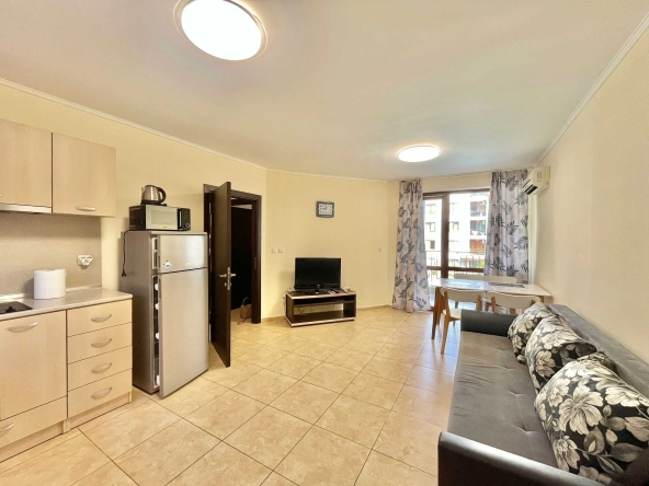 Дава се под наем Двустаен апартамент в с. Равда, Област Бургас - 57 кв.м за 350 € - Снимка #1