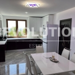 Дава се под наем Етаж от къща в Варна, м-т Пчелина - 75 кв.м за 750 € - Снимка #1