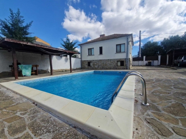 Къща в Каблешково - 160 кв.м за 938 €/кв.м - Снимка #1