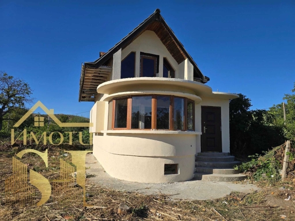 Къща в с. Караново, Област Сливен - 86 кв.м за 291 €/кв.м - Снимка #1