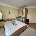 Етаж от къща в Шумен, Пазара - 131 кв.м за 1308 €/кв.м - Снимка #1