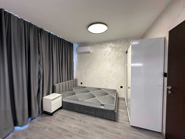 Дава се под наем Едностаен апартамент в Варна, ВИНС - 34 кв.м за 408 € - Снимка #1