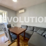 Дава се под наем Двустаен апартамент в Варна, Победа - 45 кв.м за 390 € - Снимка #1