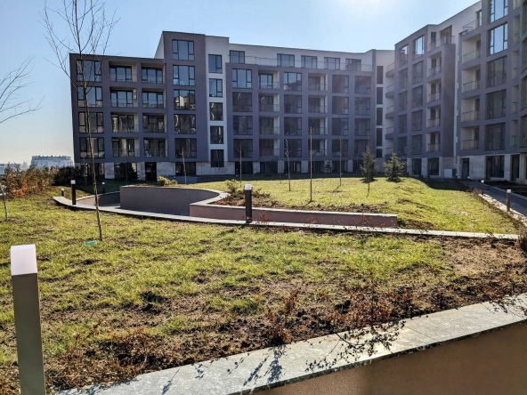 Тристаен апартамент в София, Център - 88 кв.м за 3012 €/кв.м - Снимка #1