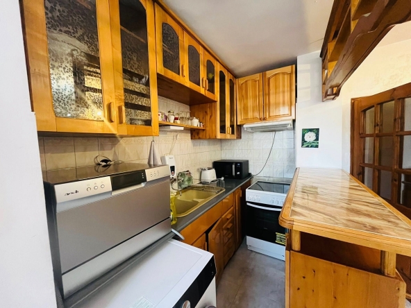 Дава се под наем Двустаен апартамент в Стара Загора, Център - 65 кв.м за 242.25 € - Снимка #1