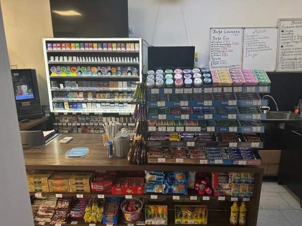 Заведение в Пазарджик, Идеален център - 200 кв.м за 141 €/кв.м - Снимка #1