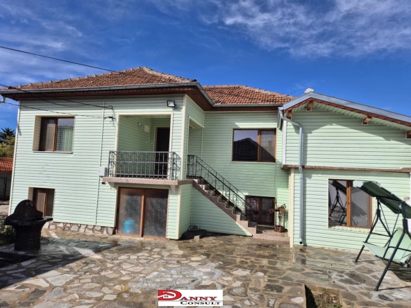 Къща в Велико Търново, Акация - 166 кв.м за 843 €/кв.м - Снимка #1