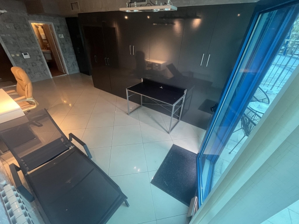 Дава се под наем Офис в Бургас, Лазур - 75 кв.м за 663 € - Снимка #1