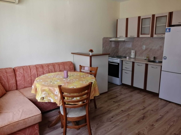 Дава се под наем Двустаен апартамент в Пловдив, Каменица 1 - 60 кв.м за 300 € - Снимка #1