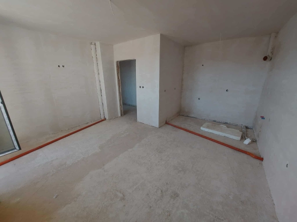 Двустаен апартамент в Търговище, Център - 70 кв.м за 1166 €/кв.м - Снимка #1