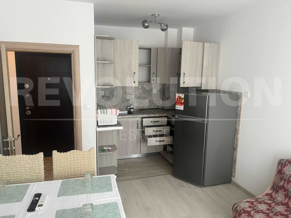 Дава се под наем Тристаен апартамент в Пловдив, Христо Смирненски - 80 кв.м за 450 € - Снимка #1