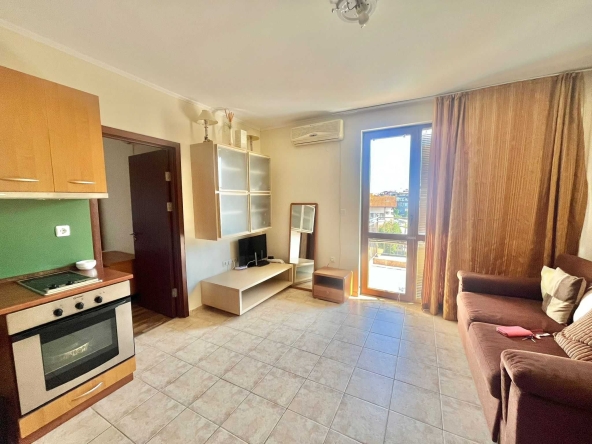 Дава се под наем Тристаен апартамент в с. Равда, Област Бургас - 73 кв.м за 350 € - Снимка #1