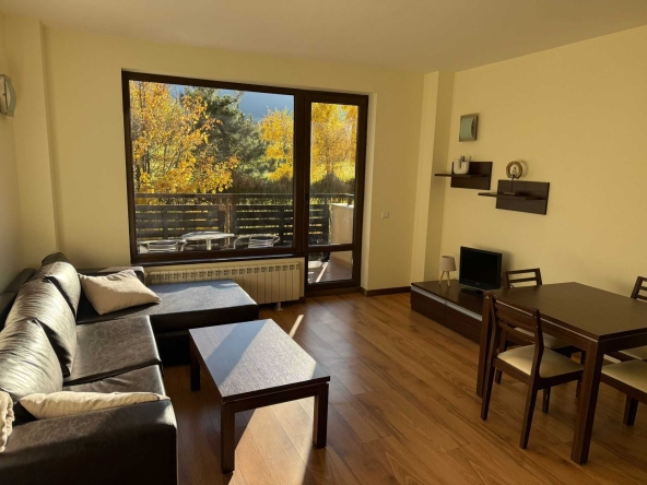 Тристаен апартамент в Разлог - 98 кв.м за 1205 €/кв.м - Снимка #1